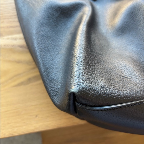 Gucci Ophidia Black Tote With Classic Red and Green Stripe - Picture 9 of 10